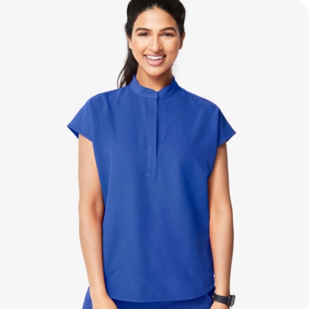 Figs Winning Blue Rafaela Scrub Top XXS - NWT